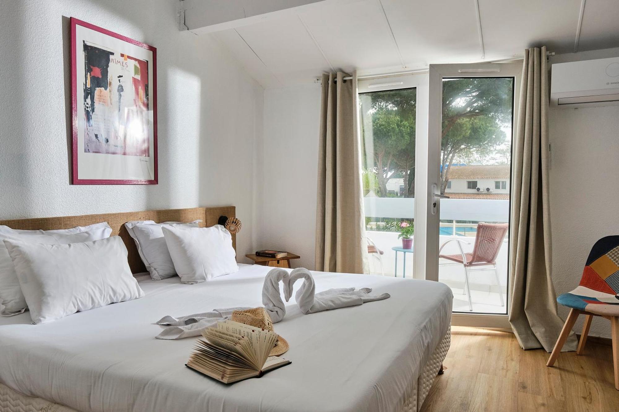 Artemia Aigues-Mortes - Hotel Avec Piscine Εξωτερικό φωτογραφία