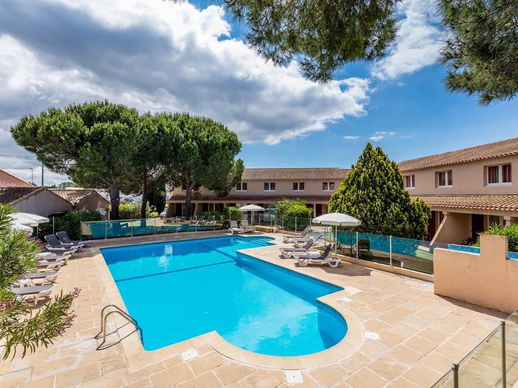 Artemia Aigues-Mortes - Hotel Avec Piscine Εξωτερικό φωτογραφία
