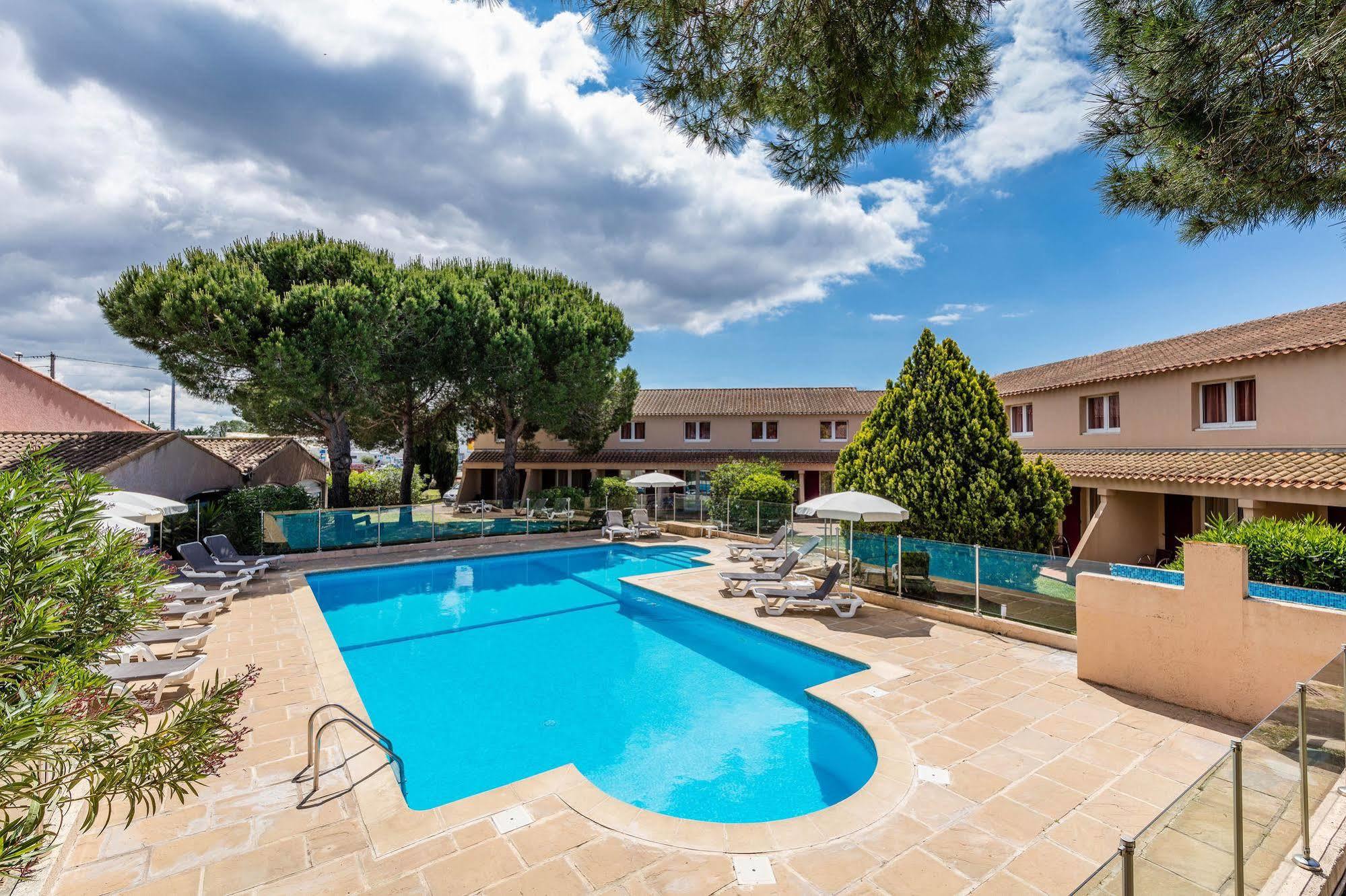 Artemia Aigues-Mortes - Hotel Avec Piscine Εξωτερικό φωτογραφία