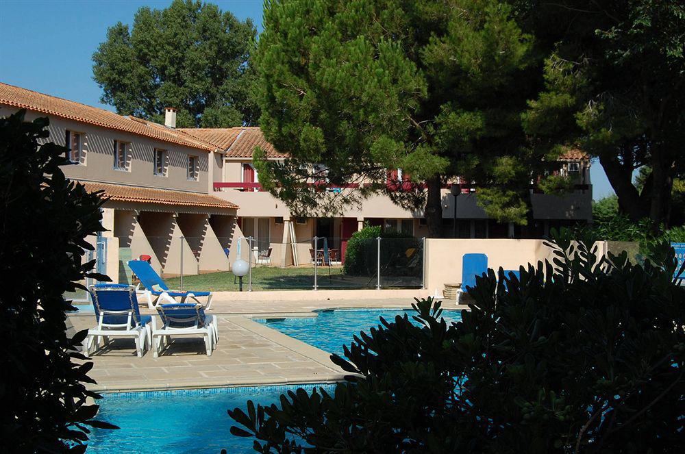 Artemia Aigues-Mortes - Hotel Avec Piscine Εξωτερικό φωτογραφία
